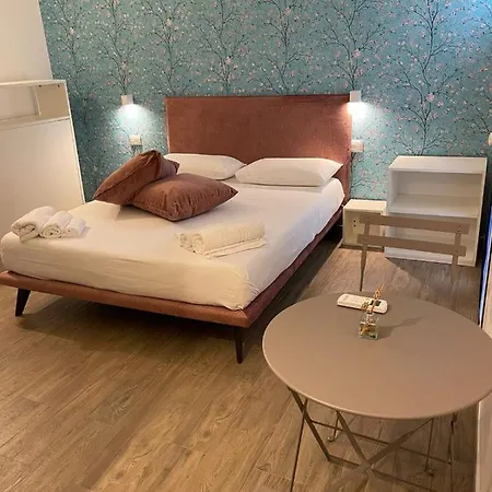 فندق مبيت وإفطار Baia Del Salento